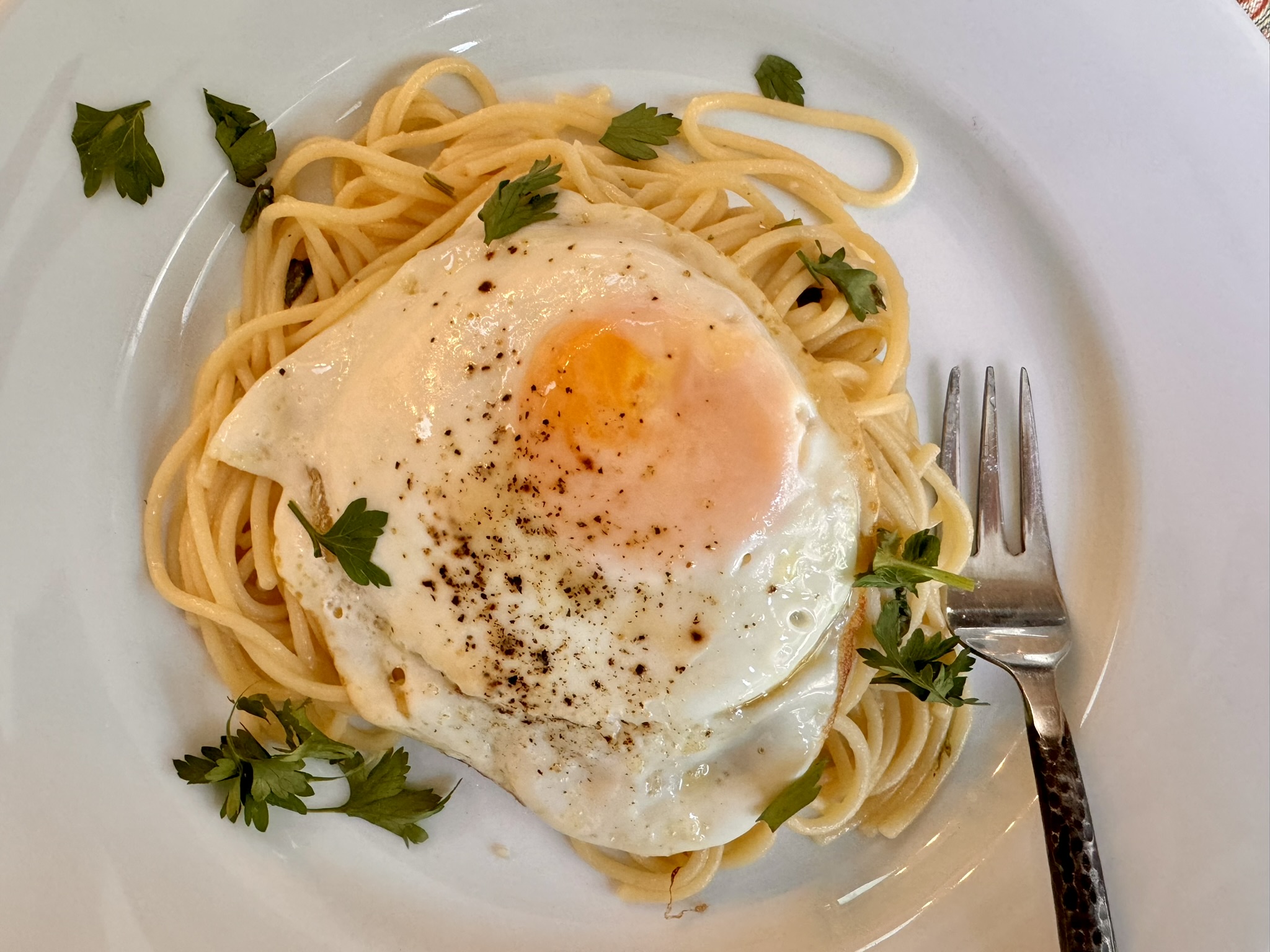 Quick & Easy Caesar Spaghetti: A Bold, Flavorful Twist on Pasta Night